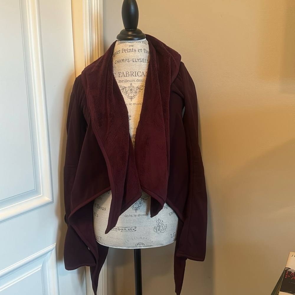 Lululemon Presence Of Mind Jacket Wrap Purple